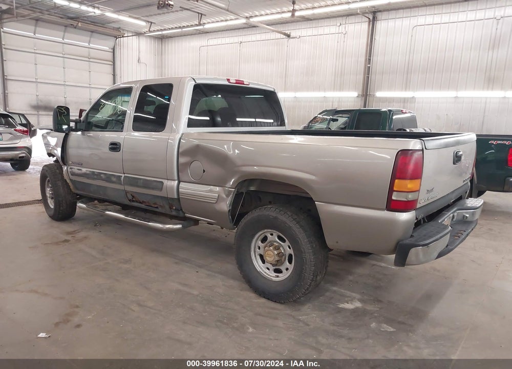 2004 CHEVROLET SILVERADO 2500HD LS VIN: 1GCHK29U44E251059