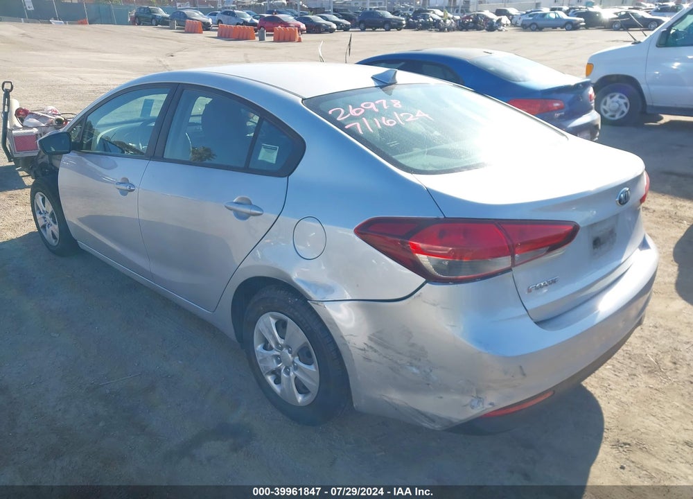 2017 KIA FORTE LX VIN: 3KPFK4A74HE075200