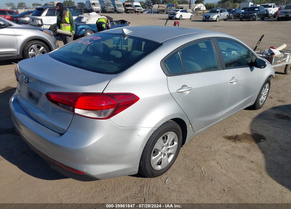 2017 KIA FORTE LX VIN: 3KPFK4A74HE075200