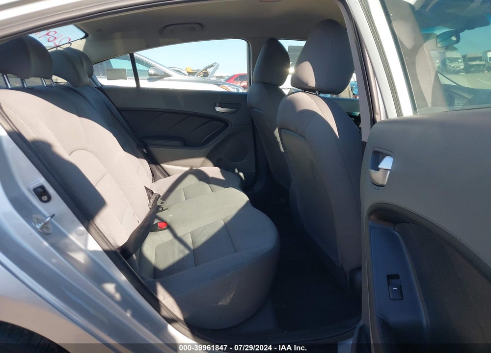 2017 KIA FORTE LX VIN: 3KPFK4A74HE075200