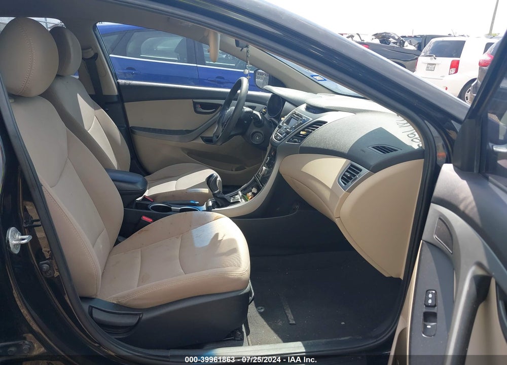 2016 HYUNDAI ELANTRA SE VIN: 5NPDH4AEXGH749719