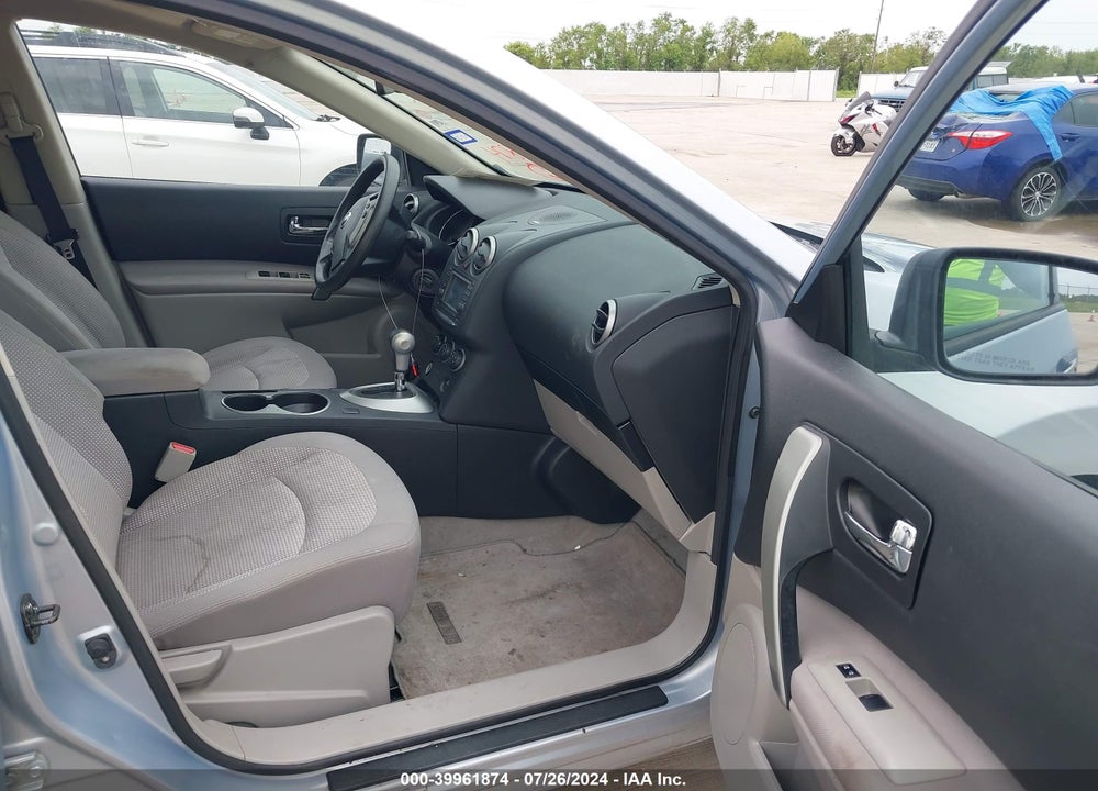 2013 NISSAN ROGUE SV VIN: JN8AS5MTXDW010395