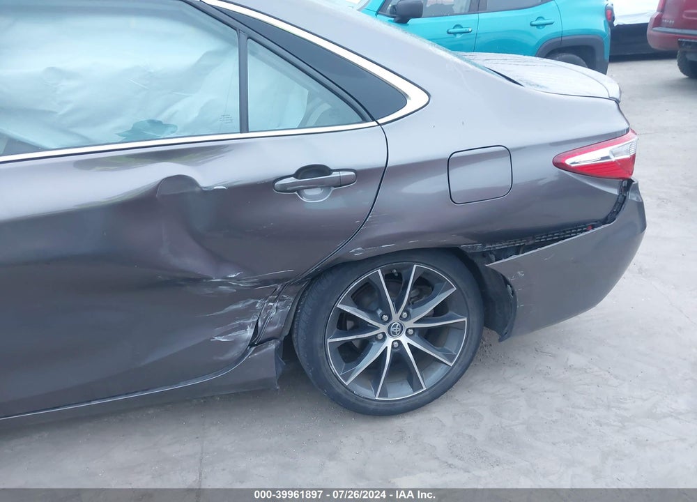 2015 TOYOTA CAMRY XSE V6 VIN: 4T1BK1FK9FU028183