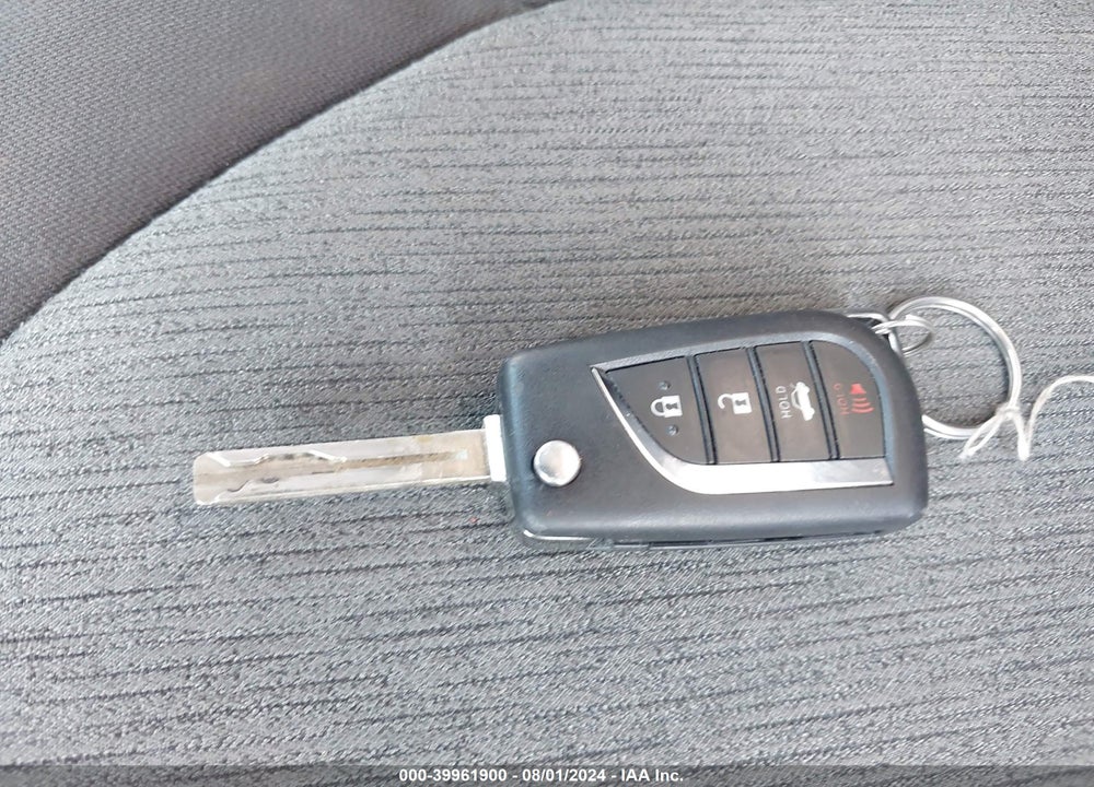 2019 TOYOTA CAMRY VIN: 4T1B11HK3KU732938