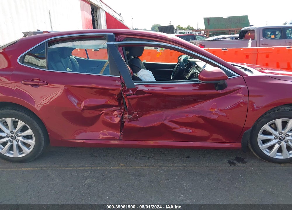 2019 TOYOTA CAMRY VIN: 4T1B11HK3KU732938