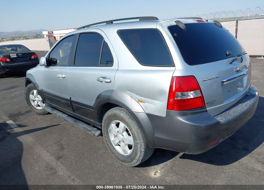 2008 KIA SORENTO EX VIN: KNDJC736385780904