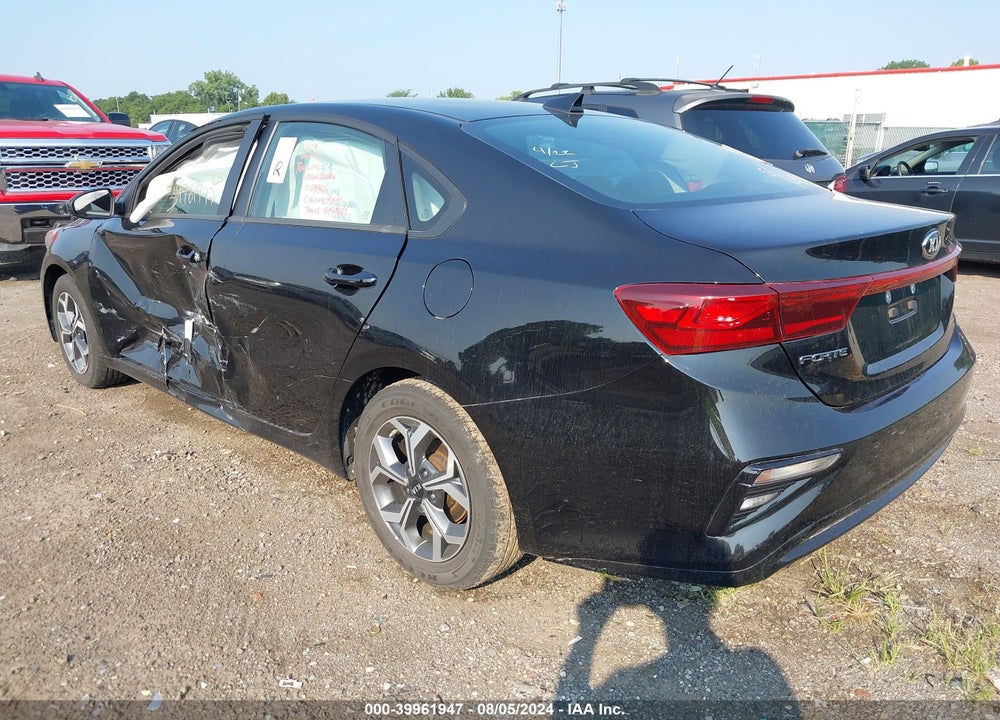 2019 KIA FORTE LXS VIN: 3KPF24AD6KE056029