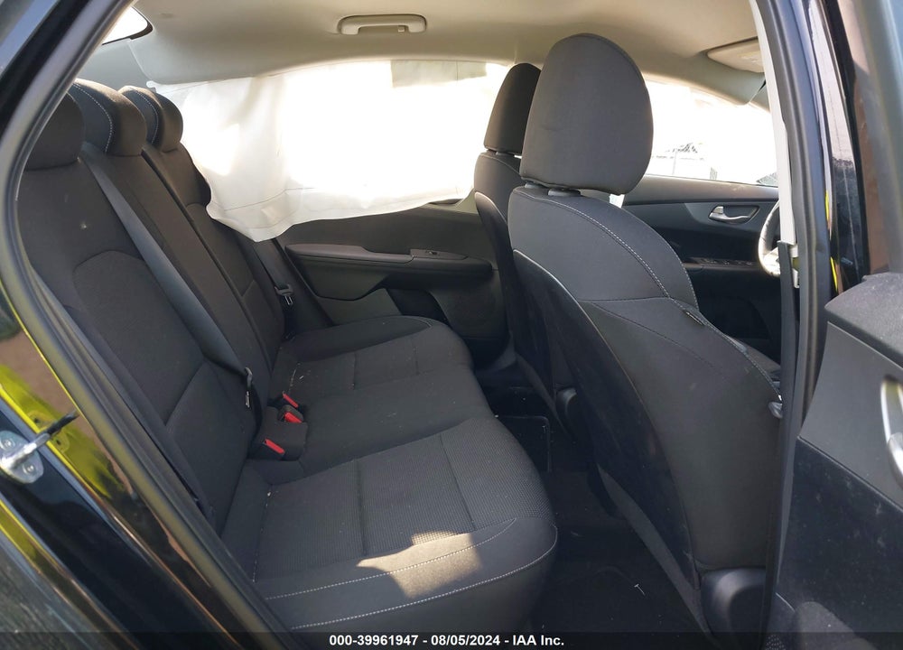 2019 KIA FORTE LXS VIN: 3KPF24AD6KE056029