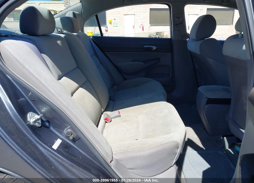 2010 HONDA CIVIC LX VIN: 19XFA1F50AE045643