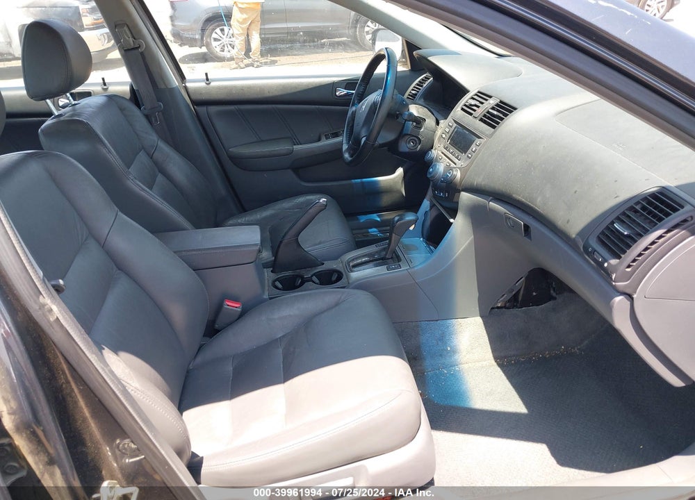 2007 HONDA ACCORD 3.0 EX VIN: 1HGCM66577A043652