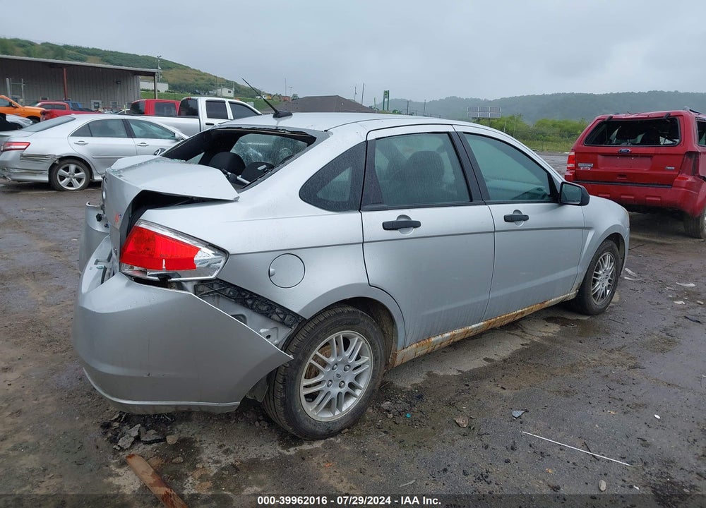 2010 FORD FOCUS SE VIN: 1FAHP3FN4AW197567