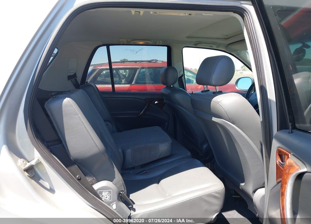 1999 MERCEDES-BENZ ML 320 VIN: 4JGAB54E8XA126351