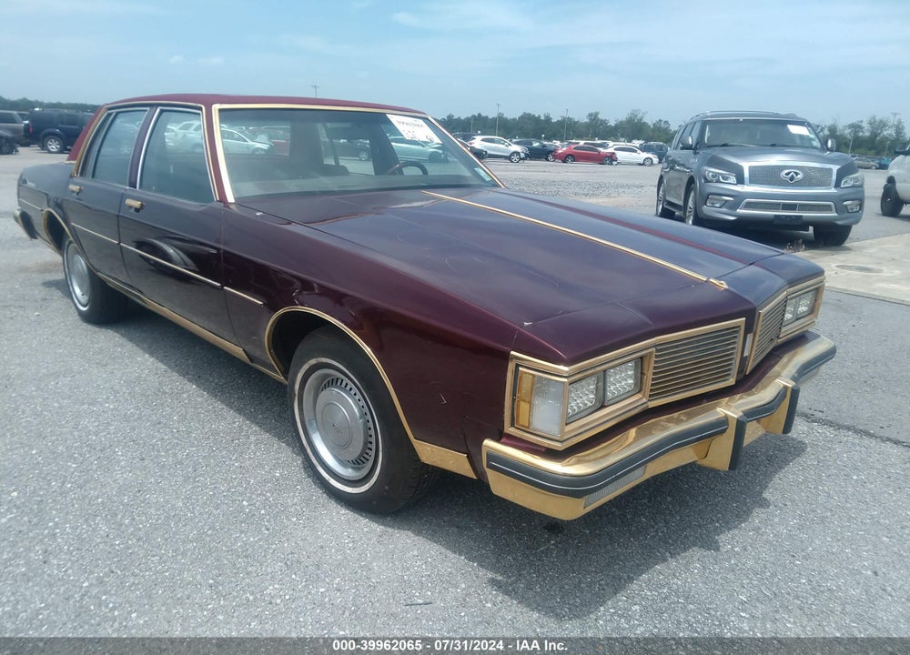 1983 OLDSMOBILE DELTA 88 ROYALE VIN: 1G3AN69Y7DM875091