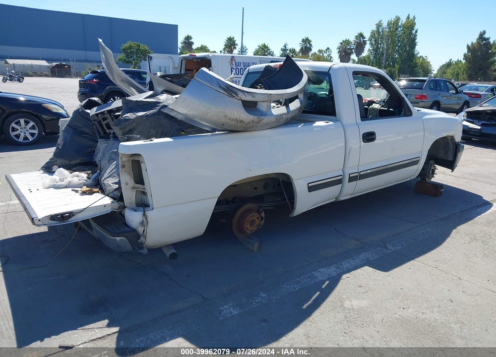 2001 CHEVROLET SILVERADO 1500 VIN: 1GCEC14V81Z273760