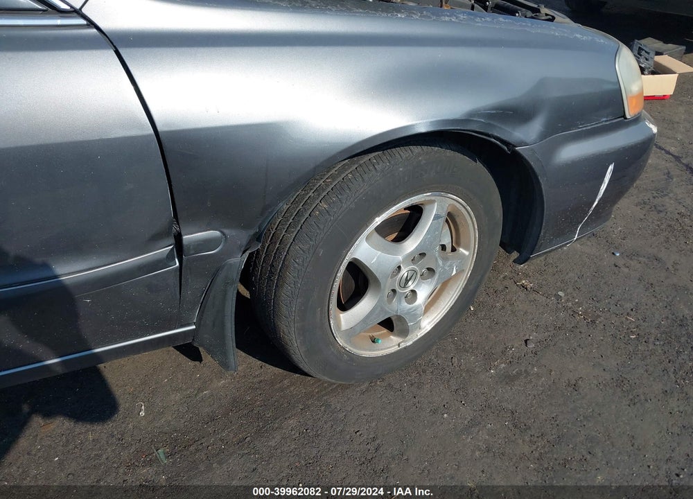 2002 ACURA TL 3.2 VIN: 19UUA56652A027880