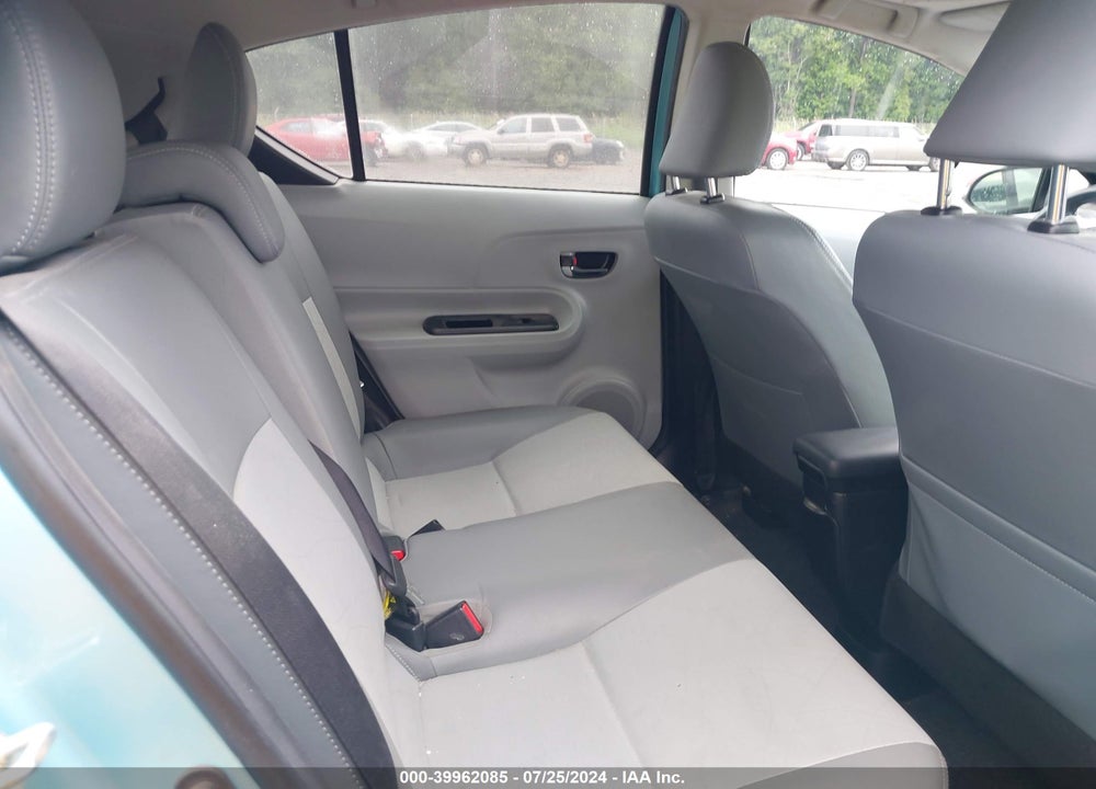 2013 TOYOTA PRIUS C FOUR VIN: JTDKDTB34D1056576