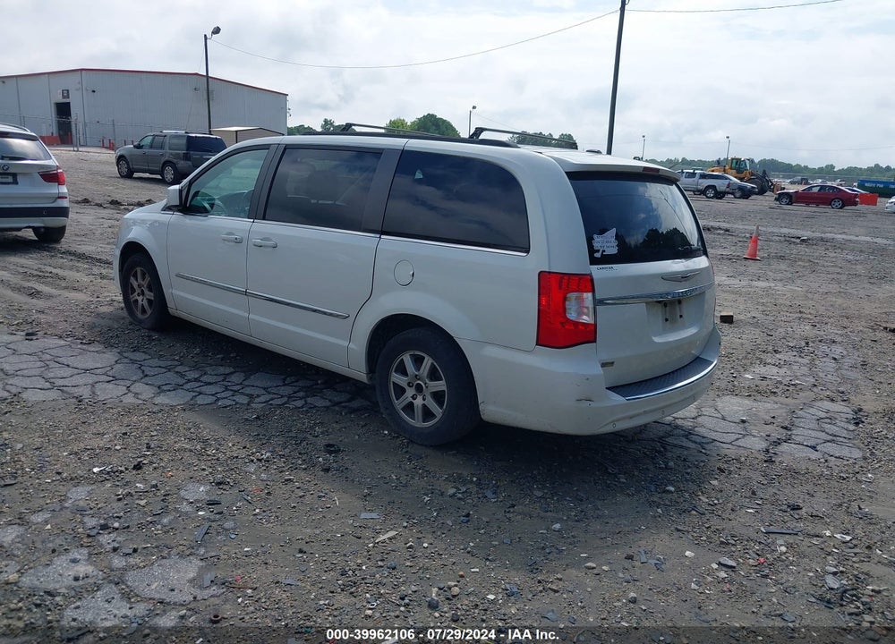 2011 CHRYSLER TOWN & COUNTRY TOURING VIN: 2A4RR5DG5BR702819
