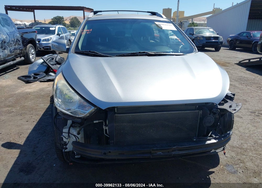 2013 HYUNDAI TUCSON LIMITED VIN: KM8JU3AC4DU561959