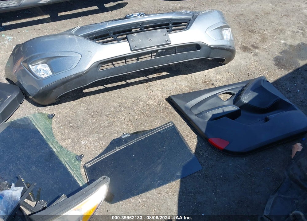 2013 HYUNDAI TUCSON LIMITED VIN: KM8JU3AC4DU561959