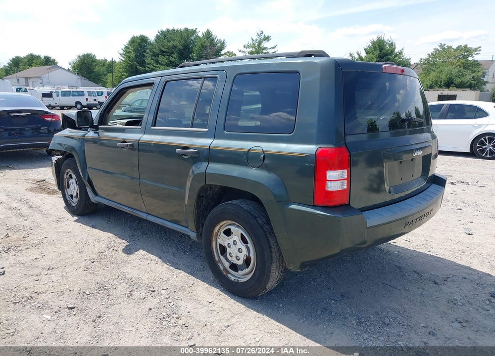 2008 JEEP PATRIOT SPORT VIN: 1J8FT280X8D643549