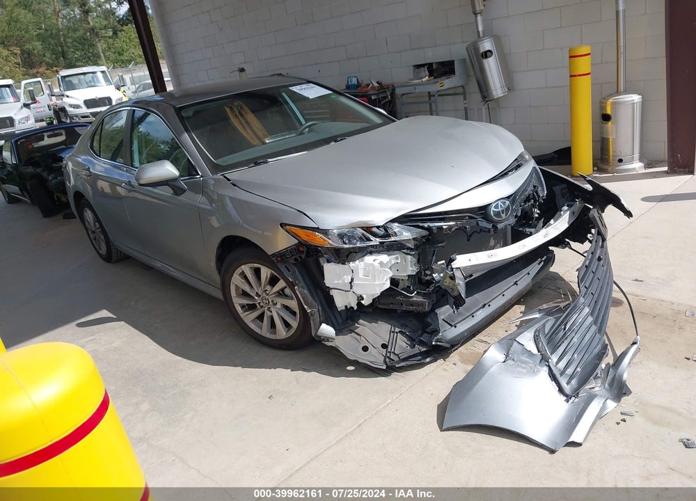 2023 TOYOTA CAMRY LE VIN: 4T1C11BK7PU080006