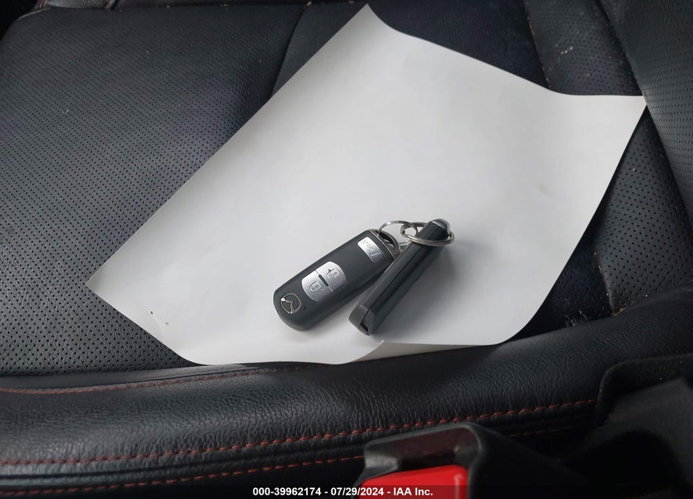2014 MAZDA 3 S GRAND TOURING VIN: JM1BM1M38E1139981