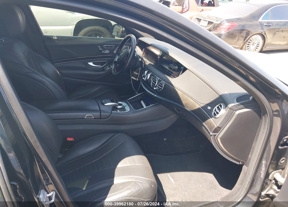 2016 MERCEDES-BENZ S 550 VIN: WDDUG8CB8GA232087