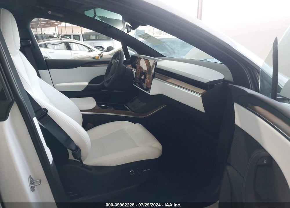 2023 TESLA MODEL X VIN: 7SAXCDE54PF425513