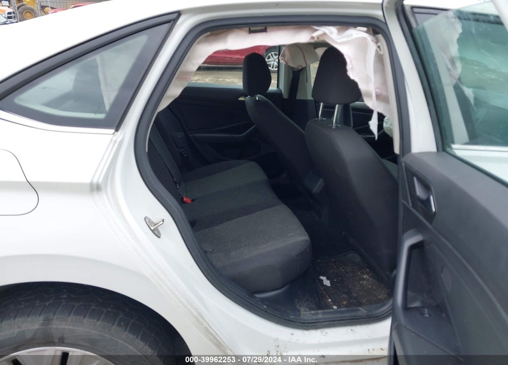 2019 VOLKSWAGEN JETTA 1.4T R-LINE/1.4T S/1.4T SE VIN: 3VWC57BUXKM130906