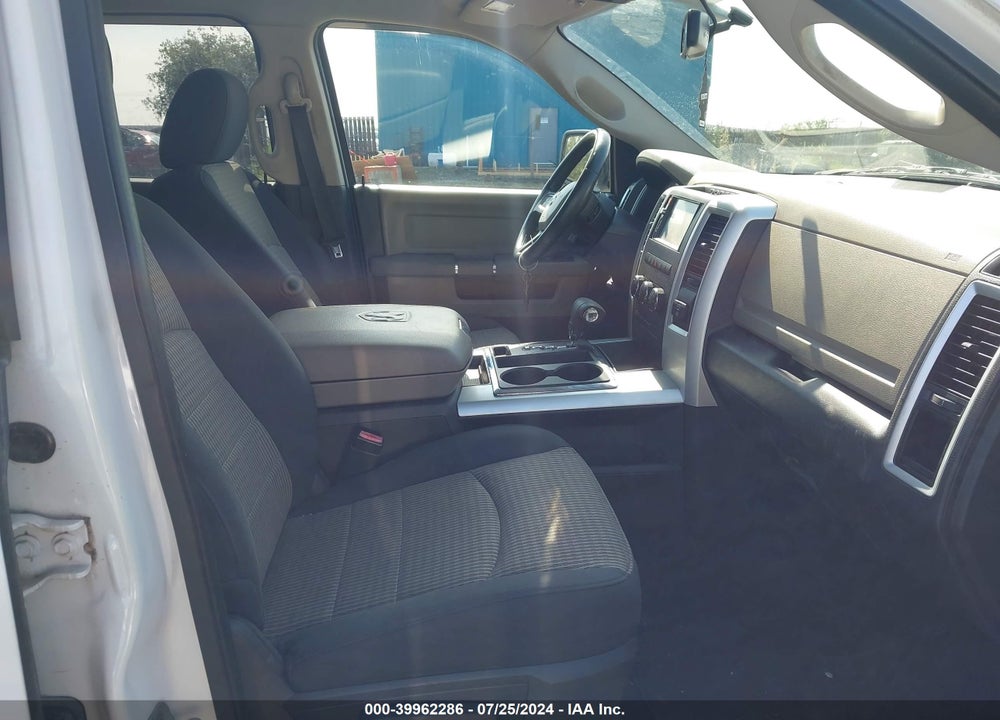 2011 RAM 1500 SLT VIN: 1D7RB1CT3BS634266
