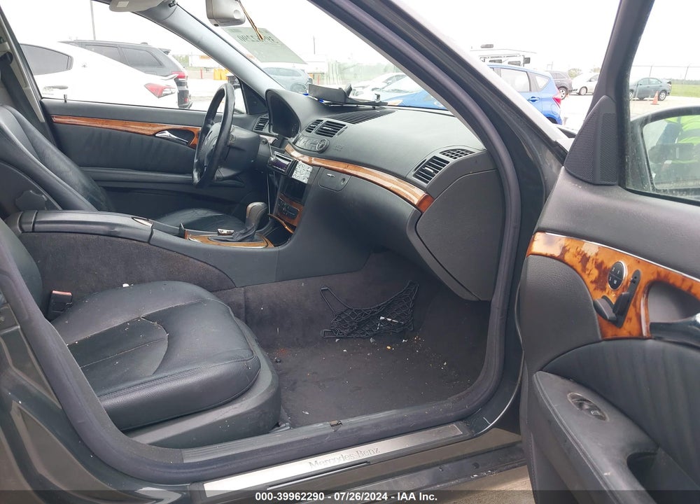 2003 MERCEDES-BENZ E 320 VIN: WDBUF65J93A175963