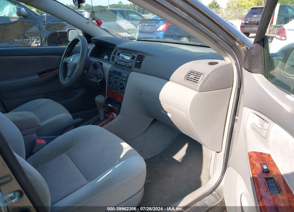 2007 TOYOTA COROLLA LE VIN: 2T1BR32E57C835651