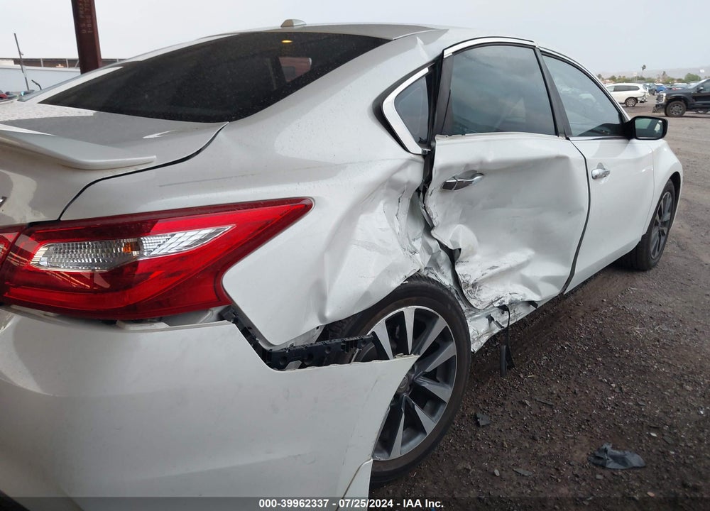 2016 NISSAN ALTIMA 2.5 SV VIN: 1N4AL3AP0GC221542