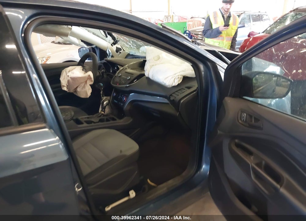 2018 FORD ESCAPE S VIN: 1FMCU0F77JUA24968