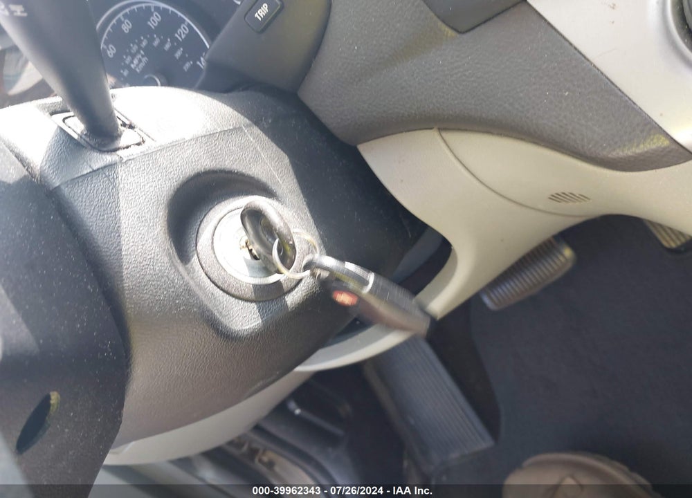 2010 HYUNDAI ELANTRA GLS VIN: KMHDU4AD8AU846283