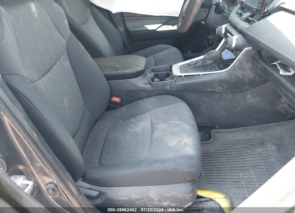 2021 TOYOTA RAV4 HYBRID XLE VIN: 2T3R6RFV7MW005033