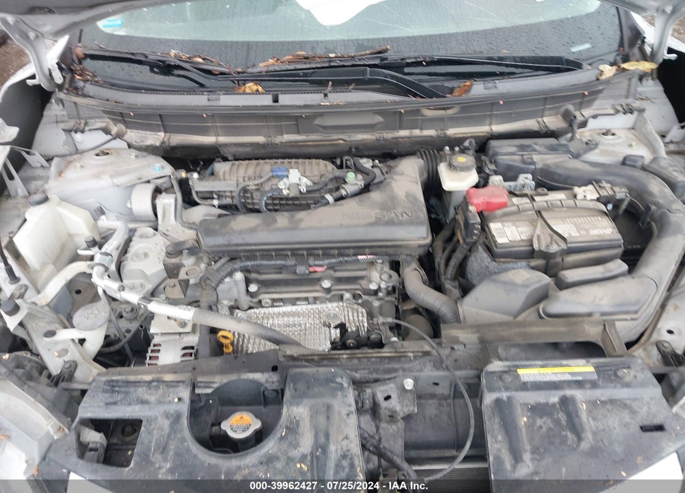 2018 NISSAN ROGUE S VIN: 5N1AT2MT4JC702149