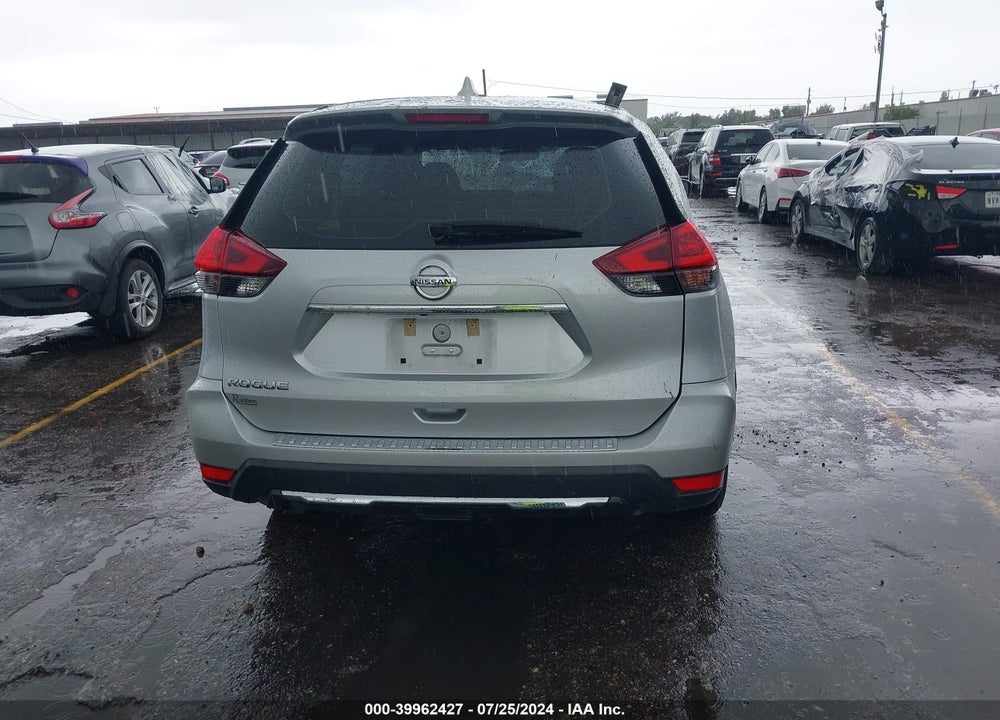 2018 NISSAN ROGUE S VIN: 5N1AT2MT4JC702149