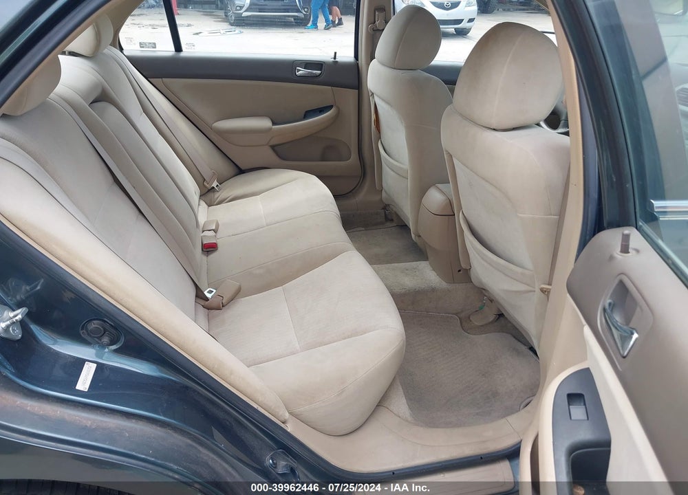 2005 HONDA ACCORD 2.4 LX VIN: 1HGCM56495A148160