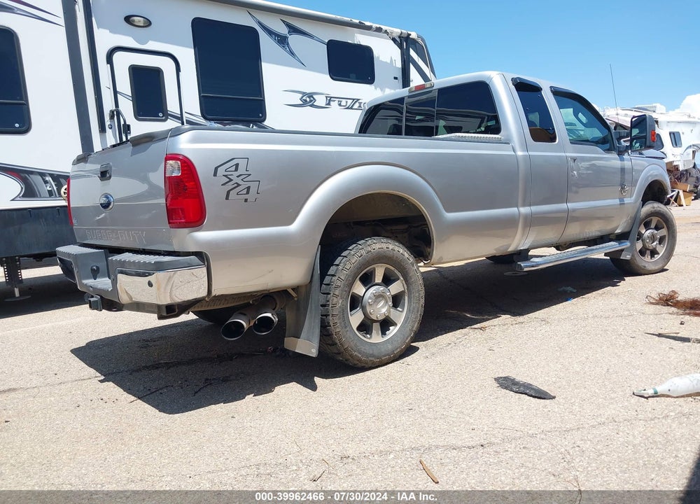 2011 FORD F-350 LARIAT VIN: 1FT8X3BT7BEB53570
