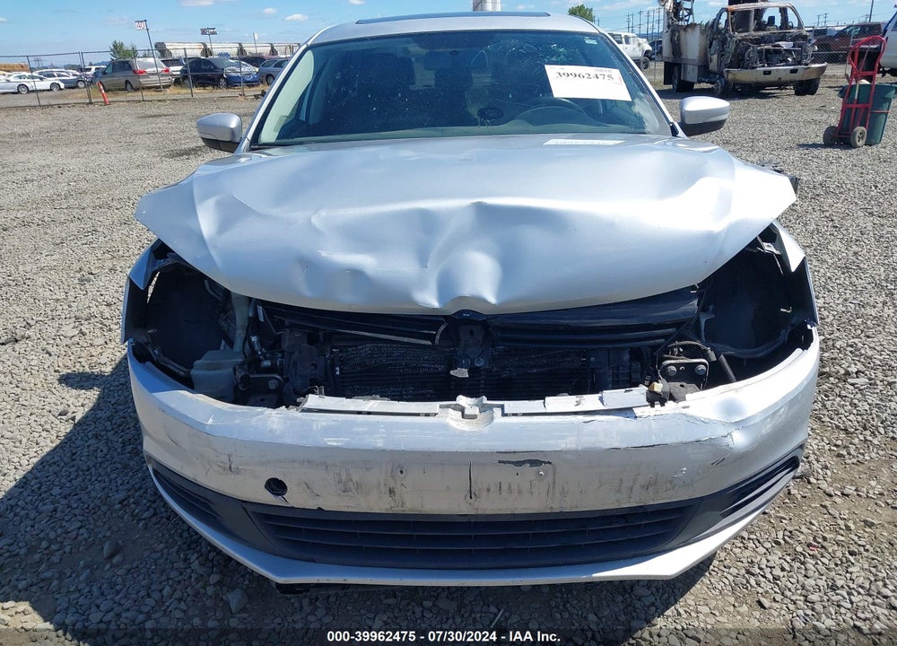 2011 VOLKSWAGEN JETTA 2.0L TDI VIN: 3VWLL7AJ5BM095642