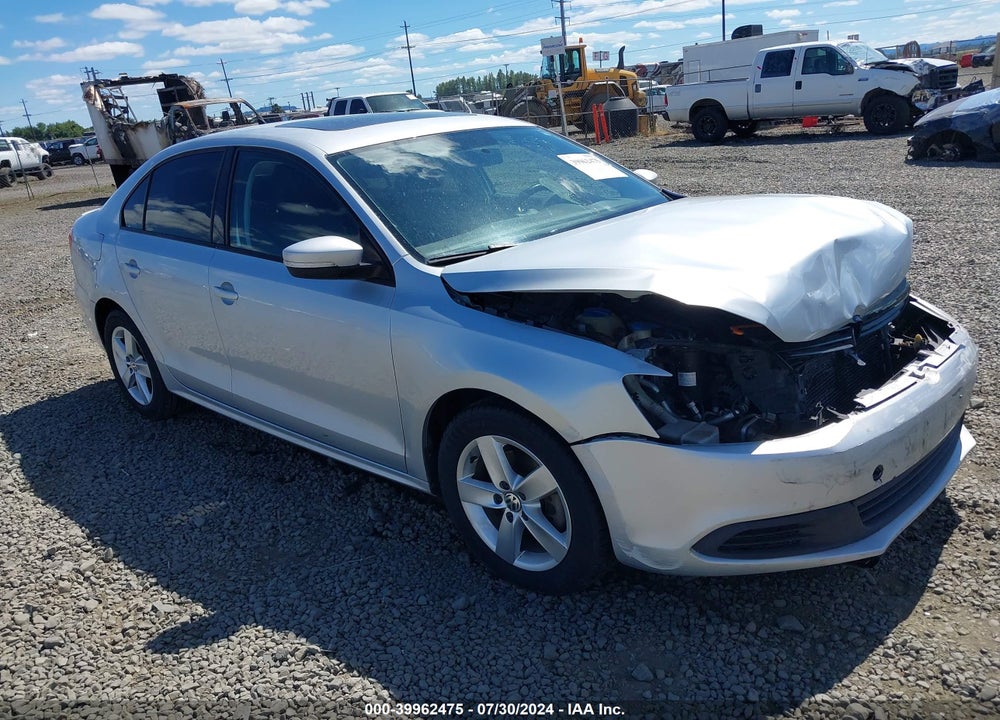 2011 VOLKSWAGEN JETTA 2.0L TDI VIN: 3VWLL7AJ5BM095642