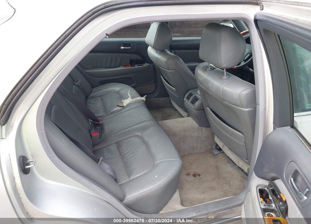 2000 LEXUS LS 400 VIN: JT8BH28F9Y0173094