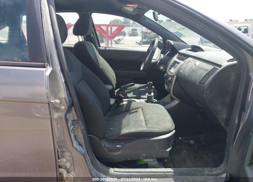 2009 FORD FOCUS SE VIN: 1FAHP35N39W195998