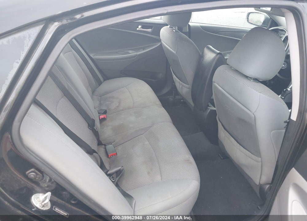 2013 HYUNDAI SONATA GLS VIN: 5NPEB4AC8DH639798