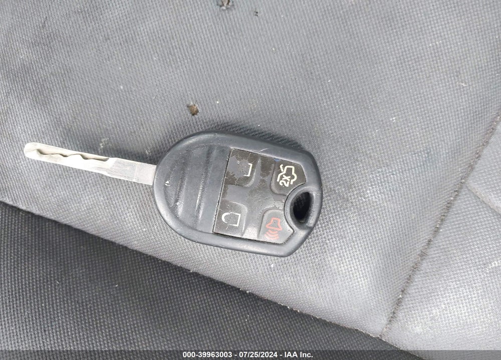 2015 FORD FIESTA SE VIN: 3FADP4EJ5FM204178