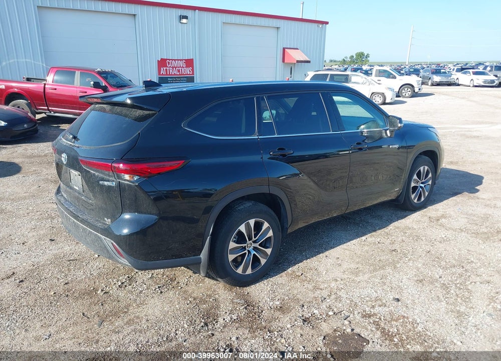 2021 TOYOTA HIGHLANDER HYBRID XLE VIN: 5TDGBRCH6MS533813