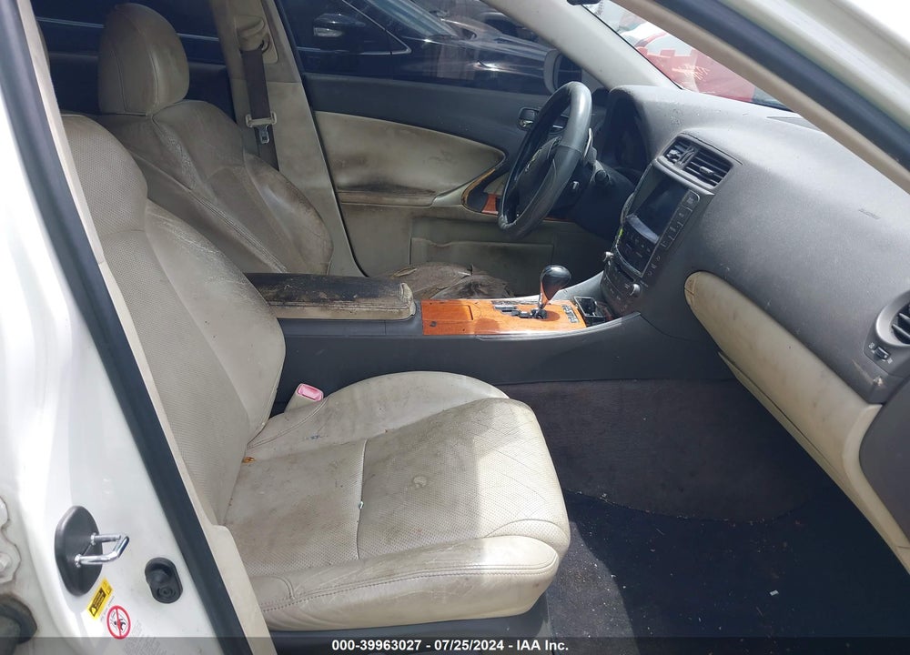 2009 LEXUS IS 250 VIN: JTHBK262792083093