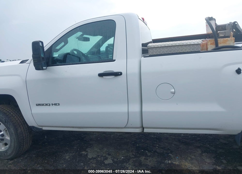 2015 CHEVROLET SILVERADO 2500HD WT VIN: 1GC0KUEG1FZ117095