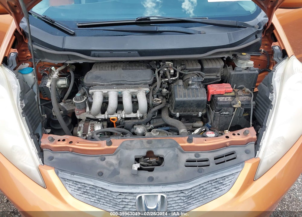 2011 HONDA FIT SPORT VIN: JHMGE8H52BS012297